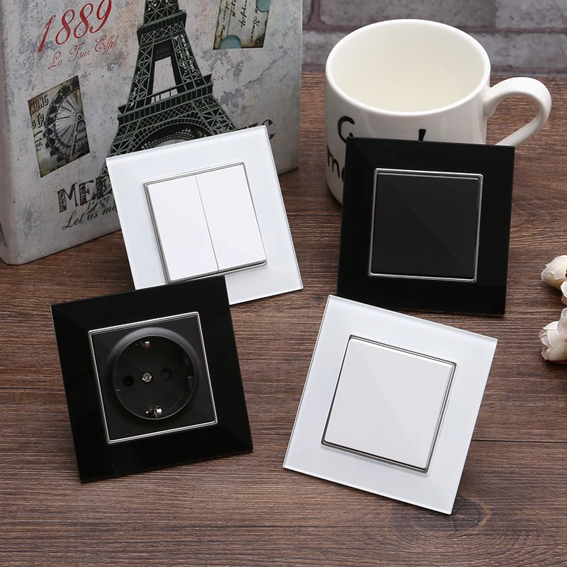 Black Glass Wallpad Electrical - Home Improvement Outlet recension och pris